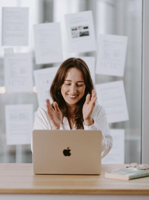 The right words at the right time can transform your product from good to outstanding. Let us prove it to you. The right words at the right time can transform your product from good to outstanding. Let us prove it to you.