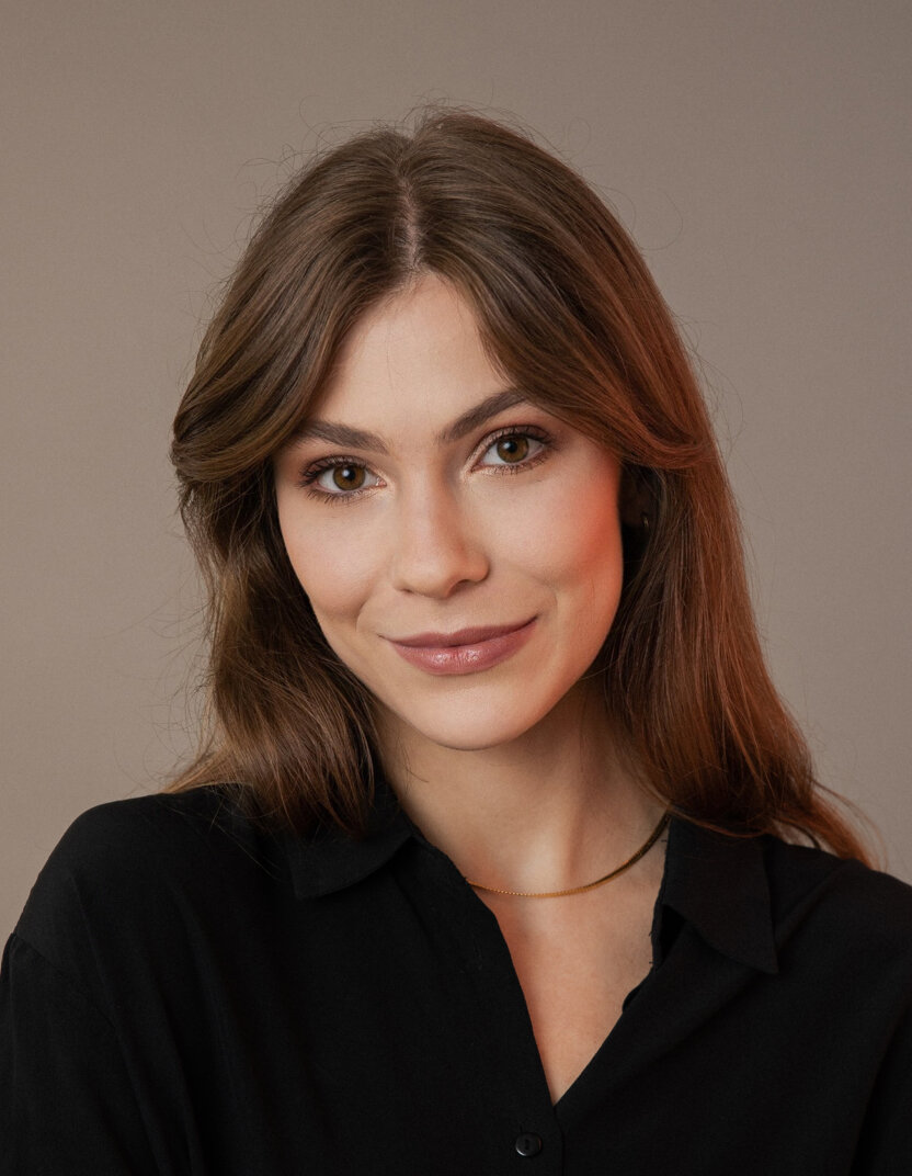 Anastasia Khuzda Anastasia Khuzda